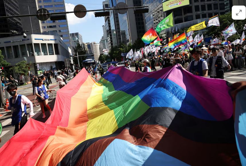 Seoul LGBT Festival Amid Protests